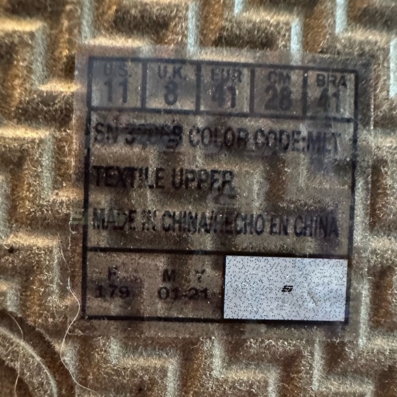 Sketchers Luxe Foam Multicolor Wedge Sandals Size 11 never been worn. - Picture 8 of 12